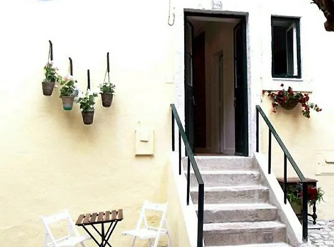 Casa Olarias * Lisbon